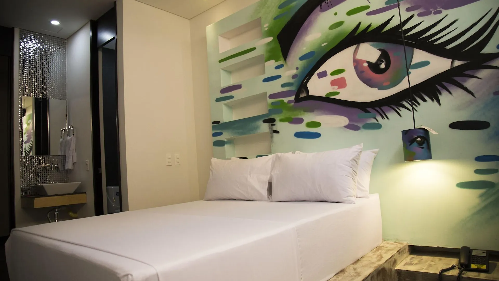 Hotel Gallery Medellin 3*,