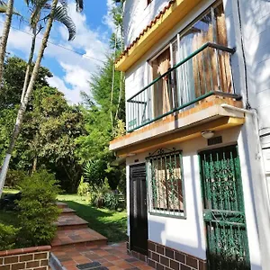 Habitación en casa particular Apartamento De San Javier, Medellín